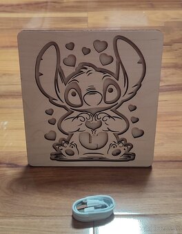 Dekoratívna nabijateľná LED lampa s motívom Stitch - 3