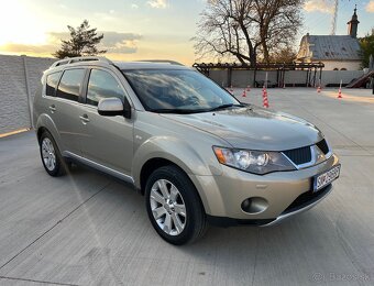 Mitsubishi OUTLANDER 2.2 - 3