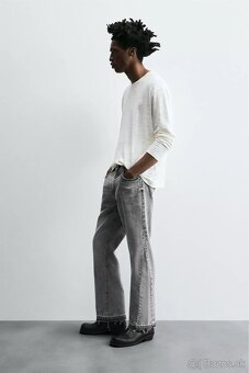 Zara Flared Jeans - 3