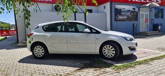 Opel Astra J 1.4 74kw - 3