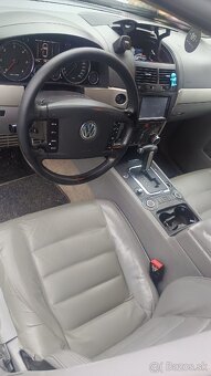 VW Touareg v10 - 3