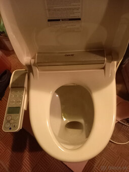 WC Villeroy & Boch s bidetom Coway ba08 - 3