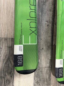 Zjazdové lyže Elan a prilba - 3