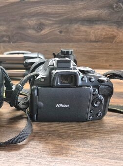 Nikon D5100 +objektívy +statív - 3