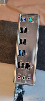 Predám dosku GIGABYTE 970 + CPU AMD FX6300 - 3