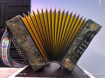 Predám heligonku HOHNER Club IV - 3