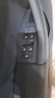 Tapacire dvier Škoda Octavia III combi - 3