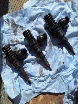 Vstrekovače 1.9 tdi 77kw - 3