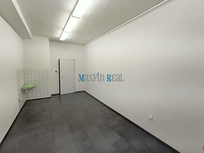 MAXFIN REAL - Kancelária s parkovaním v Mlynárciach - 3