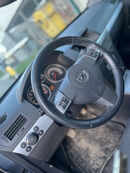 Opel Astra H 1.4 16V (66 kW) - 3