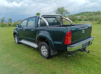 Toyota Hilux - 3