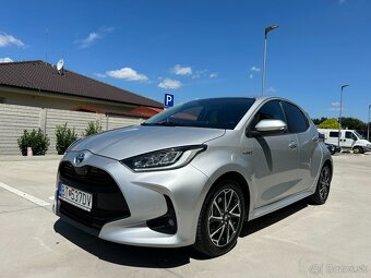Toyota Yaris 1.5 Hybrid Comfort+Style+Tech - 3