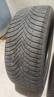 Pneu 205/55 r16 - 3