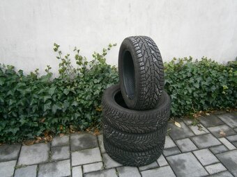 Predám 4x zimné pneu RIKEN 215/55 R16 97HXL - 3