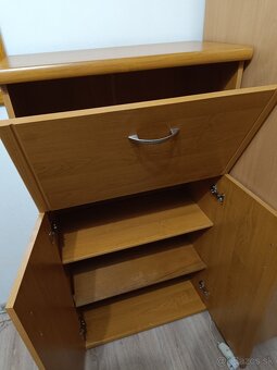 Skrinka do obývačky, predsiene vo farbe jelša - 3