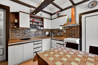 Predaj 3-izbový staromestský byt 91m2 Špitálska ul., výťah, - 3