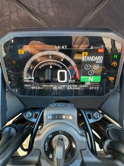 Honda hornet 750  67,5 KW - 3