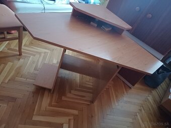 Pisaci stol - 3