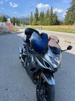 Suzuki GSX 1250 FA - Top Stav - 3