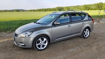 Kia ceed sw 2009, 2,0 CRDI, 6MP, 236100 km - 3