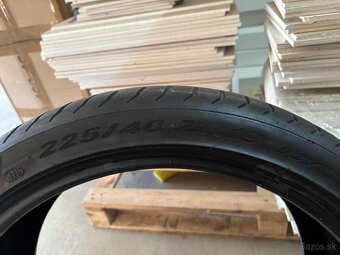 1ks Letná pneumatika Pirelli P Zero 225/40 zr19 93Y - 3