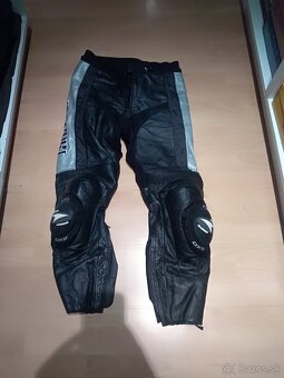 PREDÁM KOŽENÚ KOMBINÉZU NA MOTORKU S TOPÁNKAMI - 3