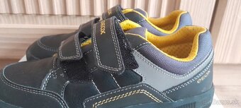 Chlapčenské topanky Geox, veľkosť 34 - 3
