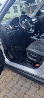 Suzuki Vitara 4x4 2019 - 3