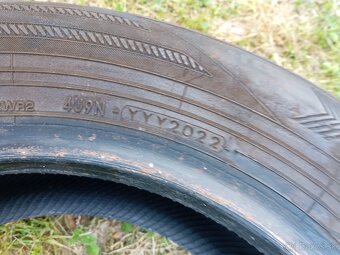 yokohama 195/65 R15 - 3
