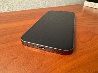iPhone 12 Pro 256GB Graphite - 3