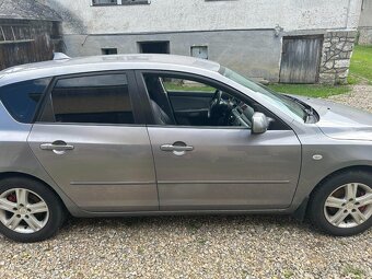 MAZDA 3 - 3