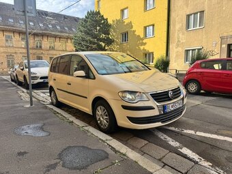 Predám Volkswagen Touran 7miestny Taxi version rok 2009 - 3
