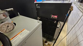 CNC frézovací centrum Hwacheon Vesta 1000 12K - 3