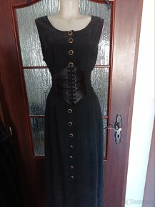 Gotické šaty s vreckami - 3