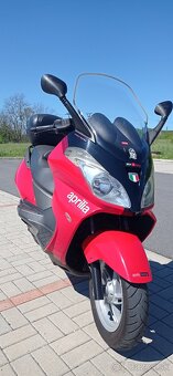 Maxi scooter Aprilia Atlantic 125 - 3