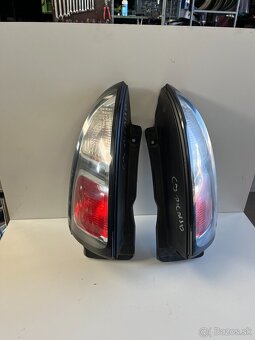Zadné lampy Peugeot Citroen - 3