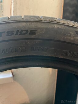 235/45 R17 - 3