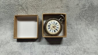 Staré stříbrné kapesní malované hodinky, PACKETOU IHNED - 3