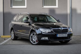 Škoda Superb Combi 3.6 FSI 4X4 Elegance - 3