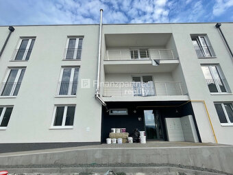 NOVÉ BYTY (F566-112-ANM) - 3