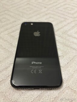 Apple iPhone 8 – zachovalý, plne funkčný, 100% batéria - 3