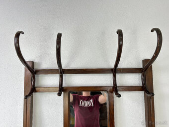 Vešiaková stena Thonet - 3