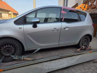 Meriva B 1.4 benzín - 3