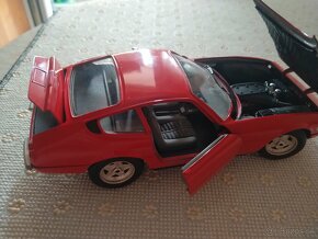Predam Ferrari 365 gtb Daytona Giodi 1:18 - 3