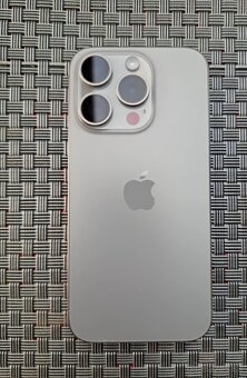 iPhone 15 pro - 3