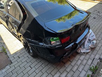 BMW F30 320i (búrane) - 3