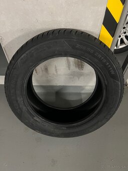 Kumho Solus 255/55 r19 DOT2022 pneu - 3