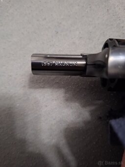 357 magnum 38 win taurus revorver - 3