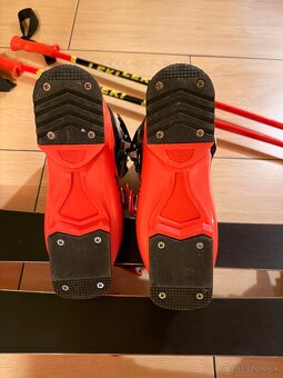 Predám lyže + lyžiarky + palice - 3