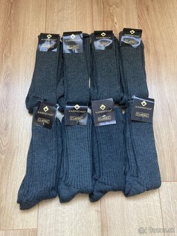 Vojenské oblečenie a material - 3